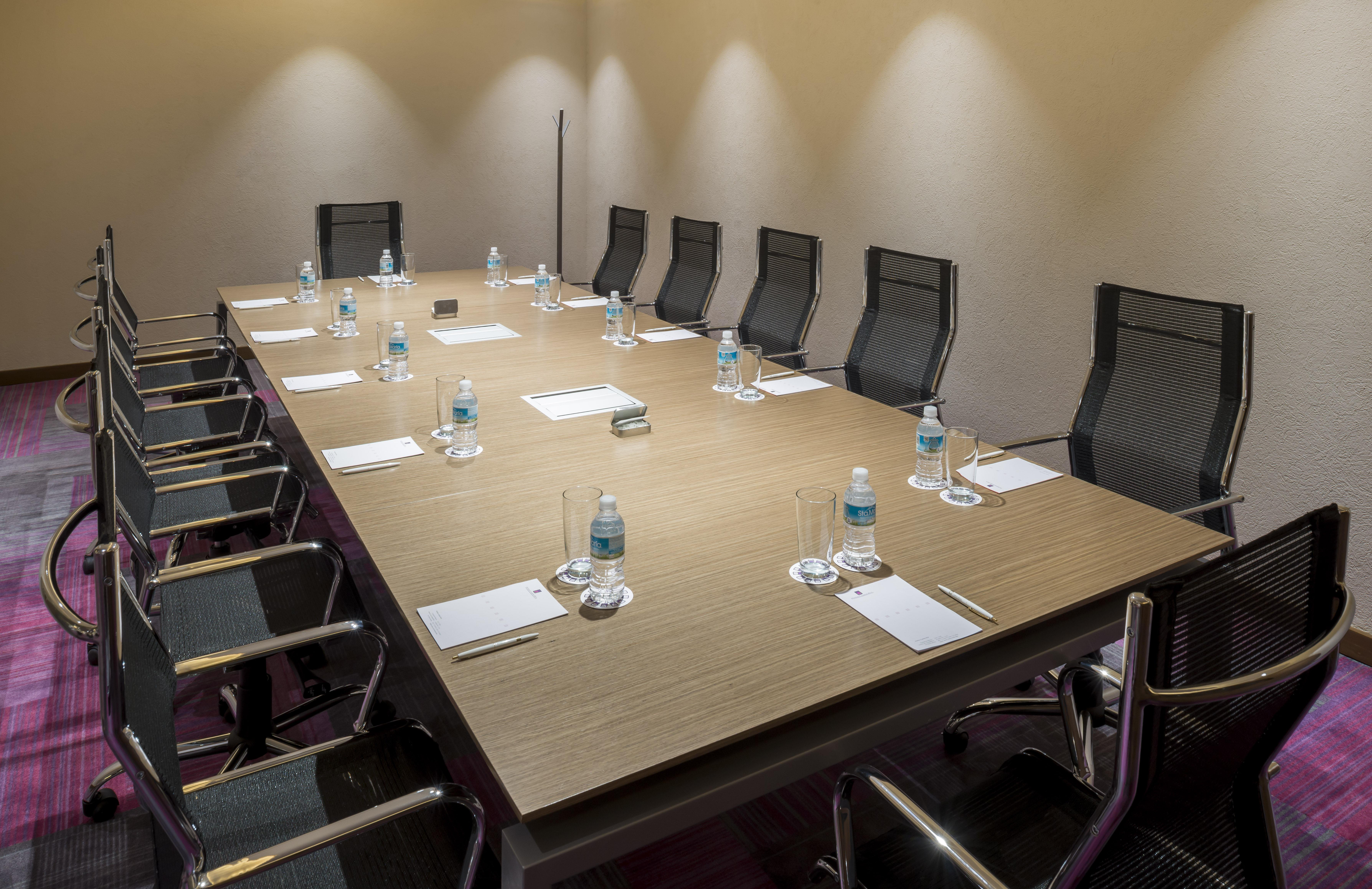 Camino Real Pedregal Mexico Hotel Exterior photo A boardroom table